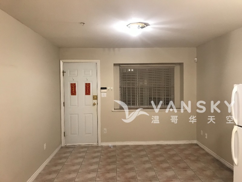 230313105837_Living room 1.JPG